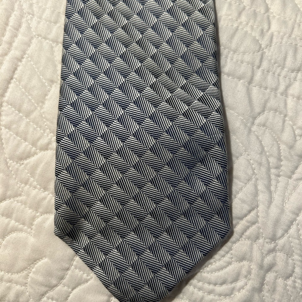 Joseph & Feiss International Gray Geometric Silk Tie